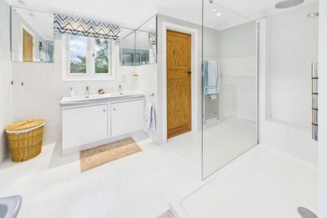 Ensuite Shower Room