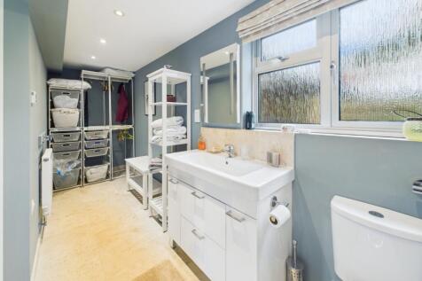 Ensuite Shower Room