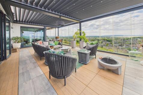 Sun Lounge