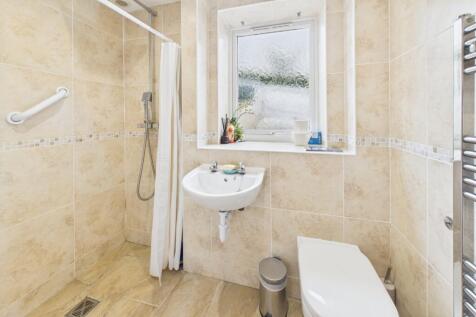 Annexe Shower Room