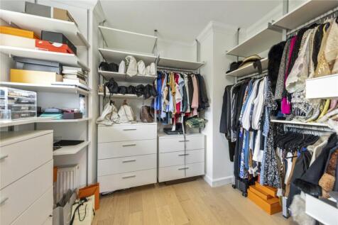 En Suite Dressing Rm