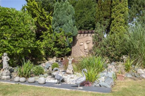 Garden Feature
