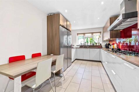 Kitchen/Breakfast Rm