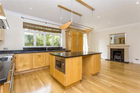 Kitchen/Breakfast Rm