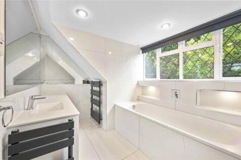 Bedroom One En Suite