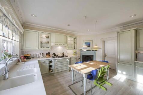 Kitchen/Breakfast Rm