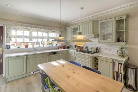 Kitchen/Breakfast Rm