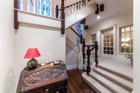Staircase To 1st Flr