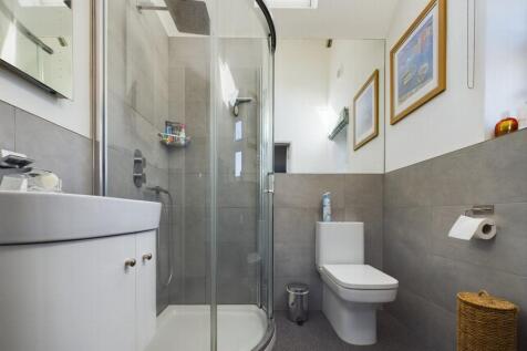 En Suite Shower Room
