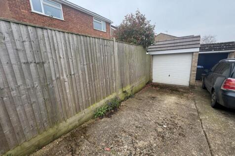 Garage &amp; Parking
