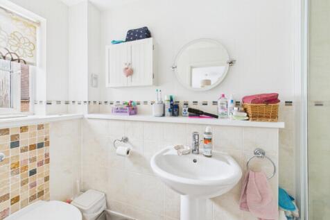 En Suite Shower Room