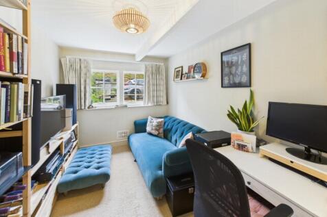 Study/playroom