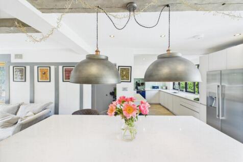 Kitchen 3