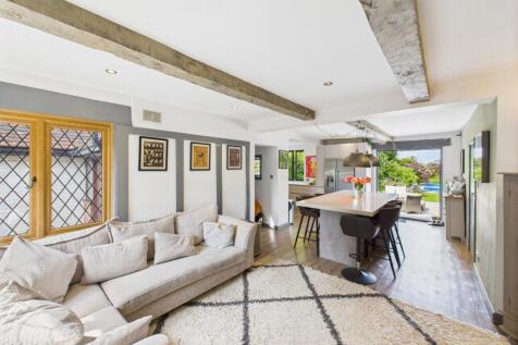 Living room 2