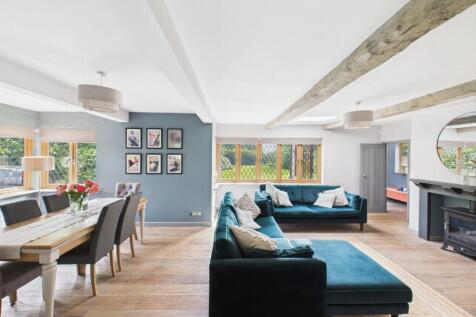 Sitting room 3