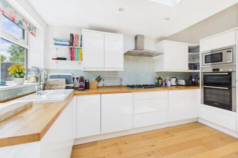 Kitchen 3