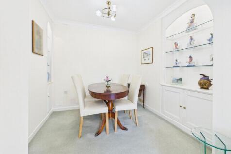Dining Area 1