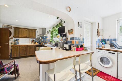 Kitchen 3
