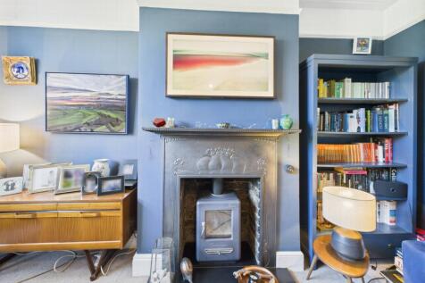 Sitting room 3