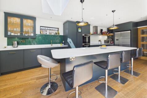 Kitchen 3