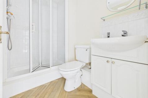 En Suite Shower Room