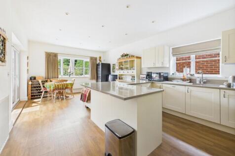 Kitchen/Living Room