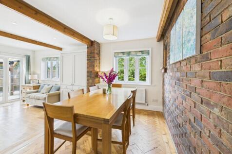 dining area 2