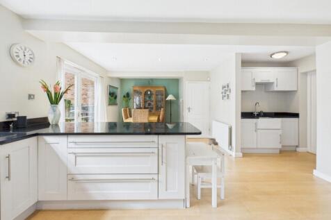 Kitchen 8