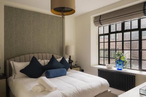 Double Bedroom