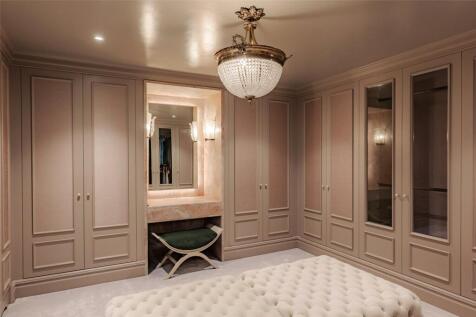 Dressing Room