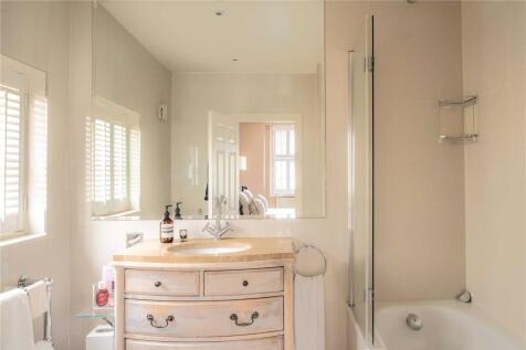 Principal Bathroom