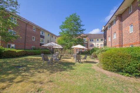 Clover Court 22-6.jpg