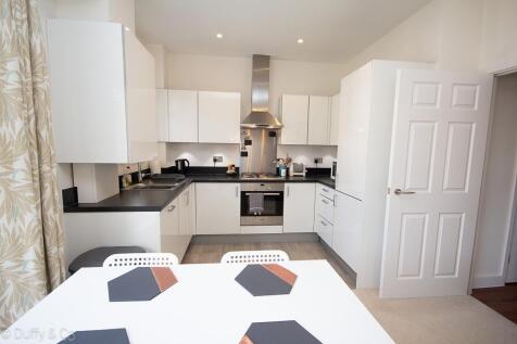 Flat F Alderley House-4.jpg