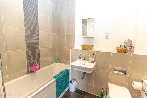 Flat F Alderley House-8.jpg