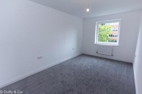 21 Harlands House-8.jpg