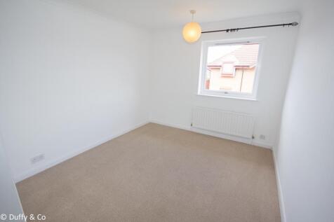 33 Chailey Court-4.jpg