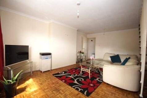 8 Woolaston Avenue