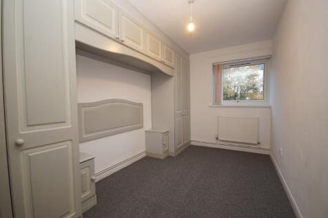 2 Bakers Court