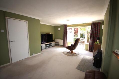 10 Padarn Close