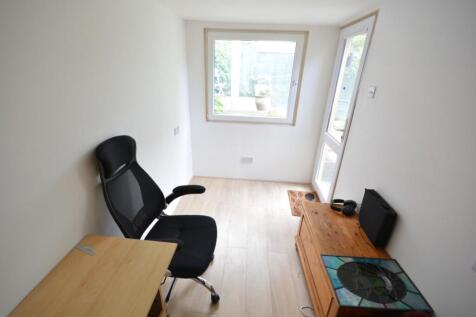 GARDEN ROOM/OFFICE