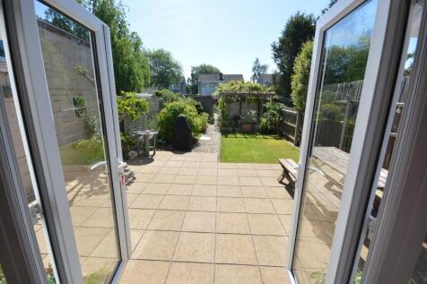 DOORS TO GARDEN