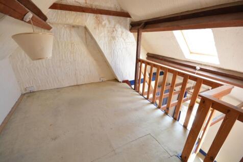 LOFT ROOM
