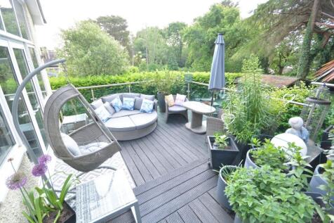 DECKING