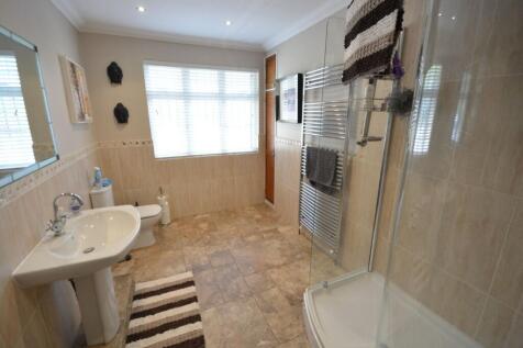 GF SHOWER ROOM
