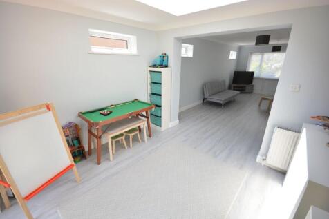 OFFICE/PLAYROOM
