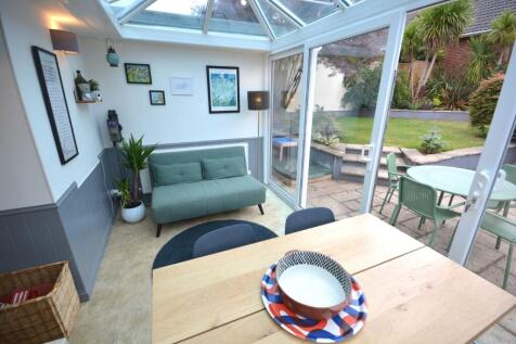 CONSERVATORY/DINING