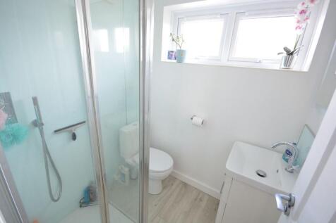 GF SHOWER ROOM