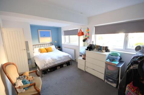 GROUND FLOOR BEDROOM