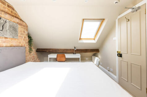 Double Bedroom Six