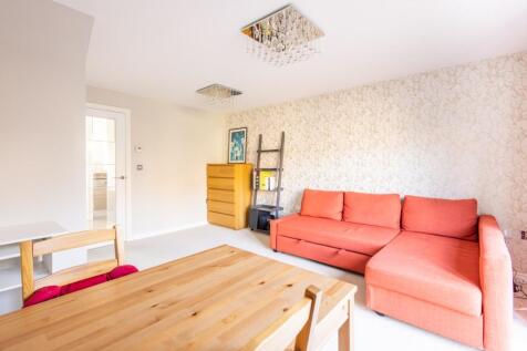 Lounge / Dining Room